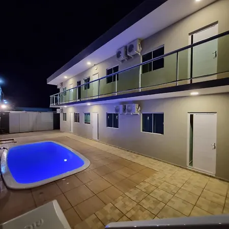 Flat Praia Dourada 4-2